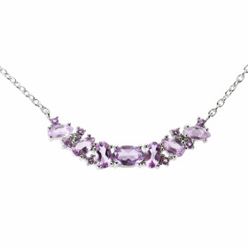  Collier Argent 925 Rhodié Améthyste Maille forçat 1.5mm large Longueur du collier ajustable 42 à 46cm Motif central serti...