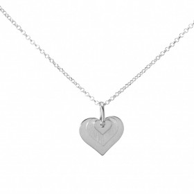 Collier argent rhodié composé 3 coeurs superposés dont un argent satiné Dimension du pendentif : 15x15mm Chaîne maille ron...