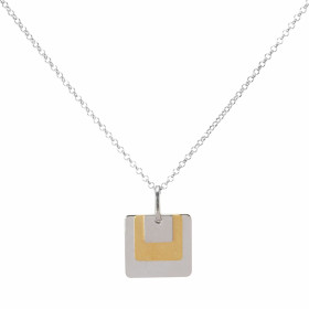 Collier en argent rhodié composé de 3 carrés superposés dont un en argent doré satiné. Dimension du pendentif : 15x15mm. C...
