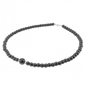 Collier Hématite 6-10mm Argent Ce collier est composé boules 6mm Hématite , 2 perles facettées Argent 4mm diamètre d une p...