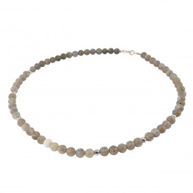 Collier Labradorite 6mm et Argent. Ce collier est composé de boules de 6mm en Labradorite, de 6 perles facettées en Argent...