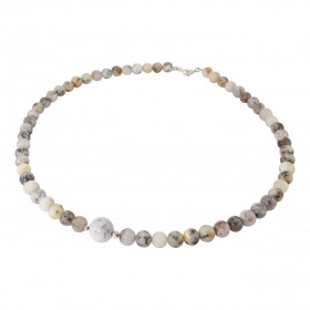 Collier Opale Africaine 6-10mm et Argent. Ce collier est composé de boules de 6mm en Opale Africaine, de 2 perles facettée...