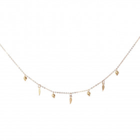  Collier or 750/1000 composé 4 perles ciselées 3 petites plumes Chaîne maille forçat : 1mm large Longueur ajustable 42 à 4...