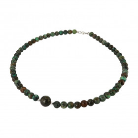 Collier Turquoise Africaine 6-10mm et Argent. Ce collier est composé de boules de 6mm en Turquoise, de 2 perles facettées ...
