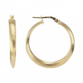Créoles argent doré forme cercle des stries 30mm diamètre Section ovale 4mm large Système d attache : tige montée sur une ...