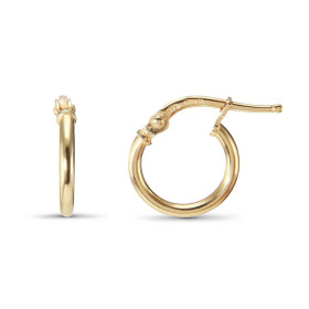 Créoles argent doré une section ronde 1,7mm large Système d attache : charnière Diamètre extérieur : 11x13mm