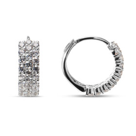Créoles argent rhodié composées d un pavage oxyde zirconium sur partie avant Système d attache : tige crochetée Diamètre e...
