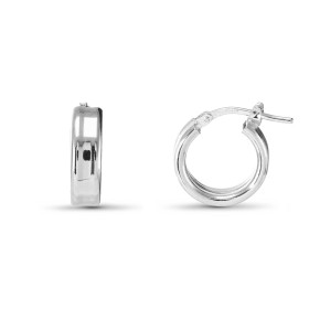 Créoles argent rhodié une section rectangulaire légèrement creusée son centre 4mm large Système d attache : charnière Diam...