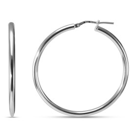 Créoles argent rhodié une section ronde 2,5mm large Système d attache : charnière Diamètre extérieur : 40x40mm