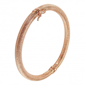 Jonc or rose 375 martelé Section ronde (creuse) : 5mm large Dimensions intérieures : 54x62mm Système d attache : fermeture...