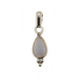 Pendentif Argent 925 et Calcédoine Bleue serti d'une pierre taille poire de 7x5mm. Dimensions du pendentif (bélière inclus...