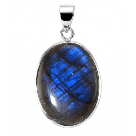 Pendentif Argent 925 Labradorite Ovale 34x24mm. Dimensions de la pierre : 34x24mm. Forme de la pierre : Ovale. Type de tai...