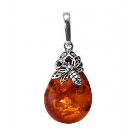 Pendentif argent composé d une ambre forme poire 20x15mm Une abeille argent est posée sur le haut du pendentif Ambre coule...