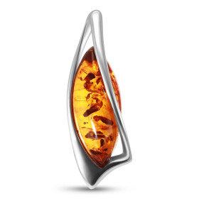 Pendentif argent 925 forme contemporaine composé d une ambre couleur cognac forme navette 10x23mm Largeur : 12mm Longueur ...