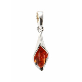 Pendentif Argent 925 et Ambre. Forme de la pierre : navette. Dimensions de la pierre : 10x5mm. Dimensions du pendentif (bé...