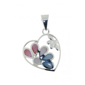 Pendentif Coeur en Argent 925 et Nacre. Dimensions du coeur : 17x17mm. Hauteur (bélière incluse) : 28mm. 