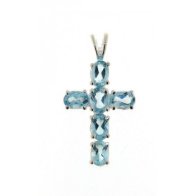 Pendentif Croix Argent 925 Topaze Bleue Cette croix est sertie 6 topazes bleues Ces pierres mesurent 6x4mm sont taillées à...