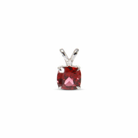 Pendentif Grenat Or Blanc 750 Un modèle discret à fois étincelant Le Grenat 5x5mm taillé coussin est accompagné d un diama...