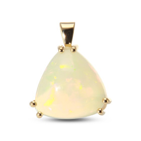  Pendentif Or Jaune serti d une Opale Triangulaire La pierre mesure 15mm coté pèse 7.5 carats Elle est maintenue par un se...