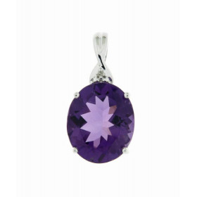 Pendentif Or blanc 375 serti d une améthyste ovale 12x10mm d un diamant Dimensions du pendentif (bélière incluse):20x10mm ...