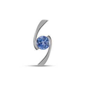  Pendentif Or Blanc 750 serti d un Saphir Ceylan rond 5.2mm (0,6 carat) Serti demi clos Dimensions du pendentif : 18x7mm 