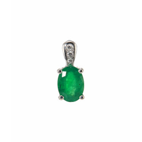  Pendentif Or Blanc 750 serti d une Emeraude Ovale 7.6x5.6mm 3 diamants Dimensions du pendentif (bélière incluse) : 13x6mm...
