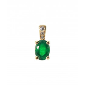  Pendentif Or Jaune 750 serti d une Emeraude ovale 7x5mm diamants 3 diamants sont sertis dans bélière pour un poids total ...