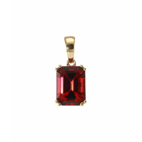 Pendentif Or 750 Grenat serti d'une pierre de 9x6mm, hauteur totale : 16mm