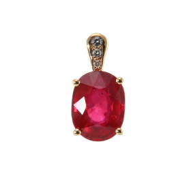  Pendentif Or jaune serti d un Rubis ovale traité 10 x 8 mm (3.3 carats) 3 diamants pour un poids total 0,035 carat Dimens...