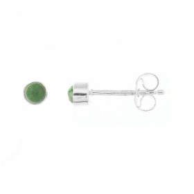 Puces d'oreilles en Argent et Aventurine. Ces boucles d'oreilles sont serties de petites pierres rondes taillées en caboch...